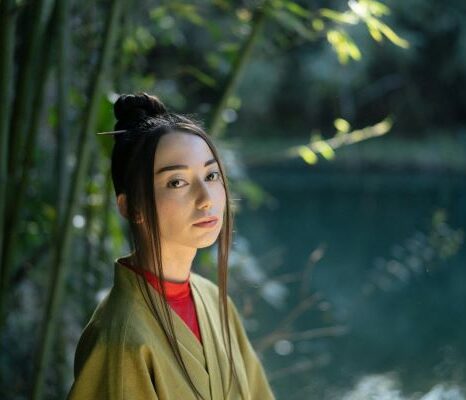 Ready to feel all fresh-faced and fabulous this spring? Spring is a time of renewal. As we make a shift from cosy sweaters to cool tees, it’s time to update your skincare routine. Not sure where to start? Read the tips by Shahnaz Husain. Photo by Yaroslav Shuraev on Pexels