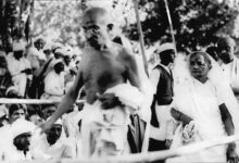 Mahatma Gandhi with Kasturba Gandhi and Sardar Patel in one of the public meetings. Photo sourced from Gandhi Heritage Portal