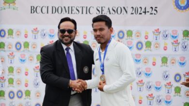 Tripura's MB Mura Singh receives the Player of the Match award. Photo sourced