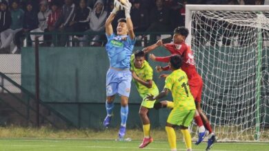 Shillong Lajong in red (goalkeeper in blue) and Mawlai in yellow. Photo sourced