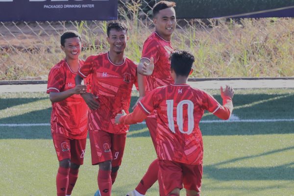 Sawmer's Orestar Sad celebrates with teammates after scoring. Photo sourced