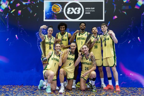 The champion team members. Photo courtesy FIBA Asia