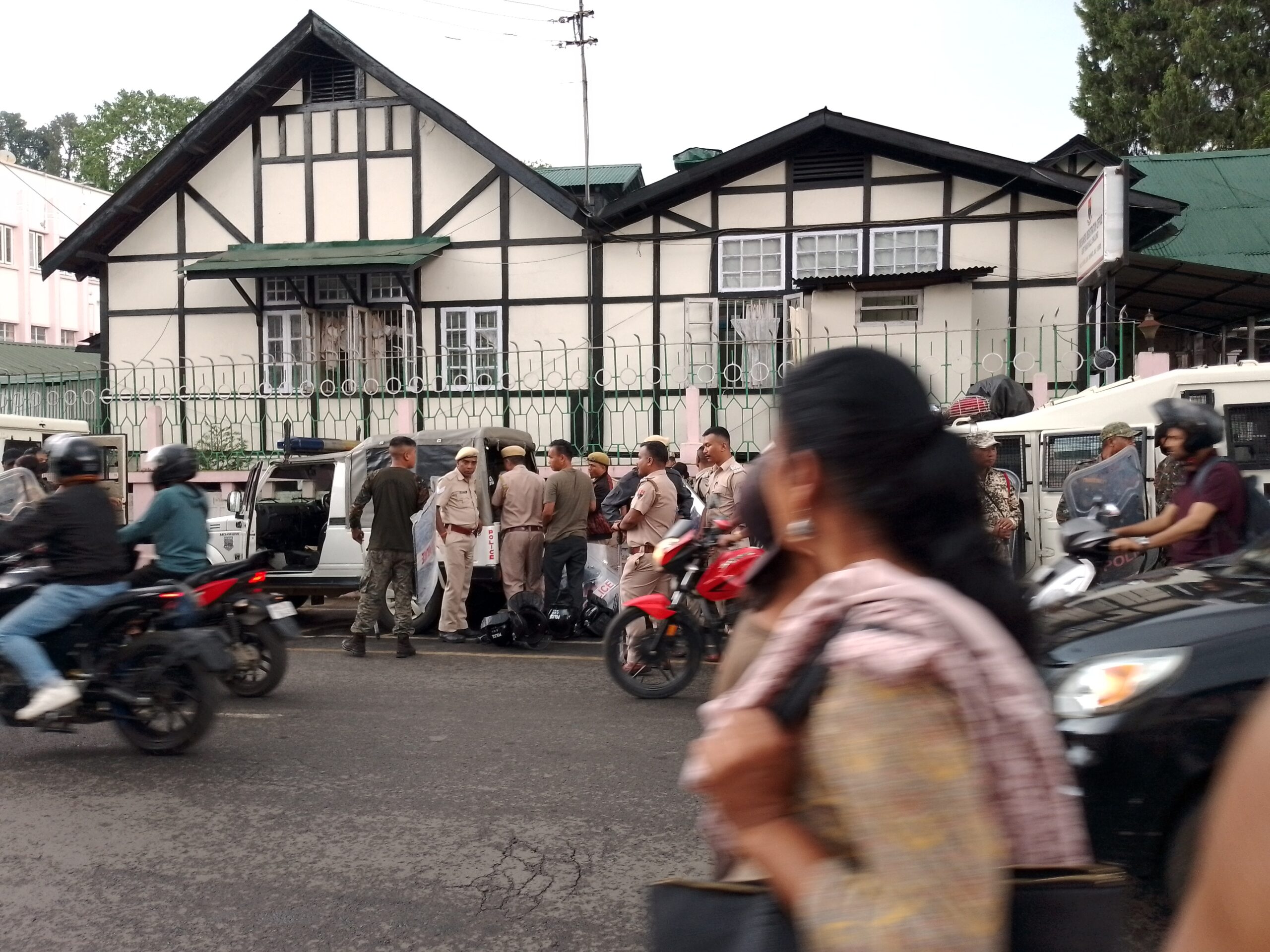 CoMSO protests outside secretariat as cabinet discusses MRSSA ...