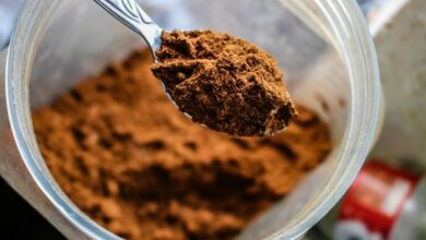 Chocolate facial helps in relaxation, and it has anti-oxidants. Photo by Samer Daboul on Pexels