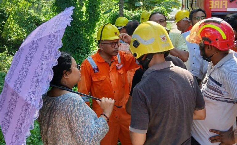 ONGC officials at the site of the leak. Since over a fortnight, gas has been leaking at the oil field, which is one of the oldest of Oil and Natural Gas Corporation of India (ONGC). Image by District Commissioner, Sivasagar (courtesy: Mongabay).