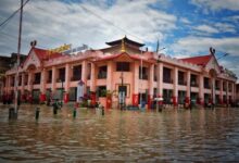 The iconic women’s only market flooded in June 2024. The floods in 2024 were caused when the western bank was breached by the Imphal river, affecting around two lakh people. Image by Robinson Wahengbam, from Mongabay.