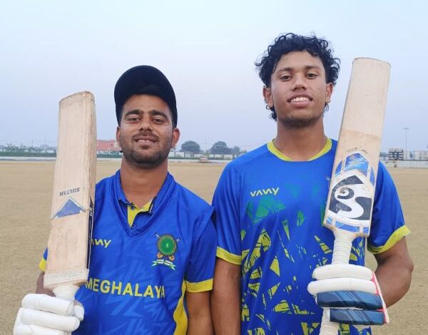 State A Trophy: (L-R) Meghalaya's Md Ashif Khan and Dipankar Baruah. Photo sourced