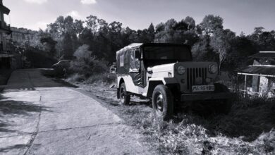 An abandoned jeep along the road in  Nongstoin, the district headquarters  of West Khasi Hills. Photo by MM