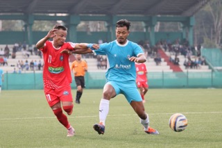 MSL 5: Nongkseh in red, Rangdajied United in blue. Photo sourced