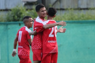 SPL: Nongkseh's Dawanchwa Challam (centre) celebrates after scoring. Photo sourced