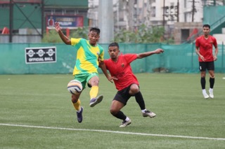 Mawlai in yellow-green, Meghalaya Police in red-black. Photo sourced